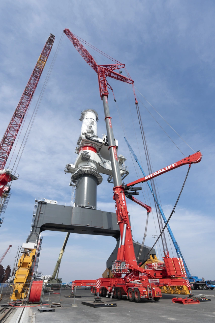 LTM 11200-9.1 Mobile crane - Liebherr